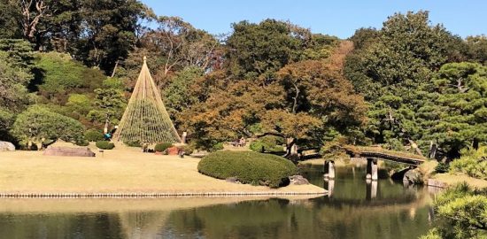 六義園